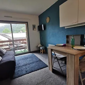 Appartement Joli Vue Sur Les Montagnes Avec Balcon, Cauterets